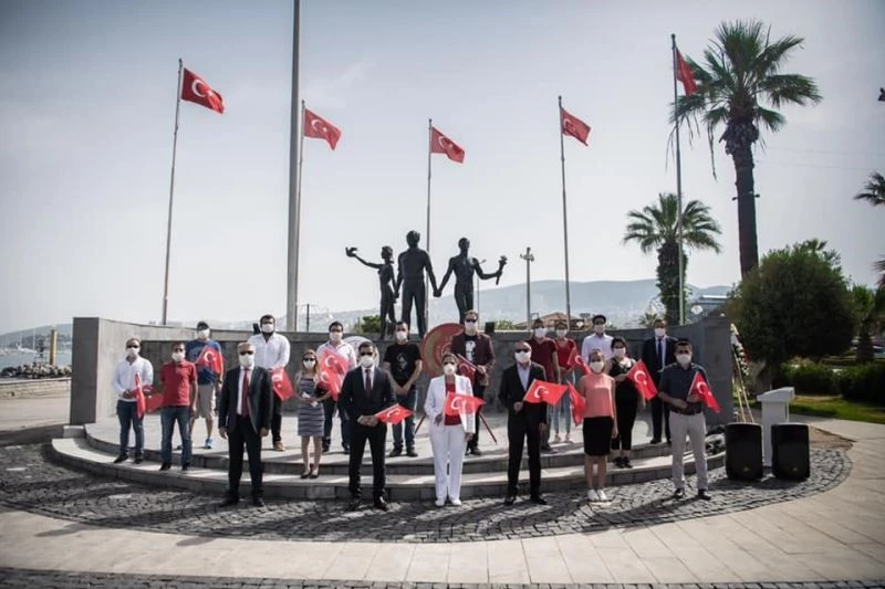 Kuşadası’nda 19 Mayıs coşkusu balkonlarda yaşanacak
