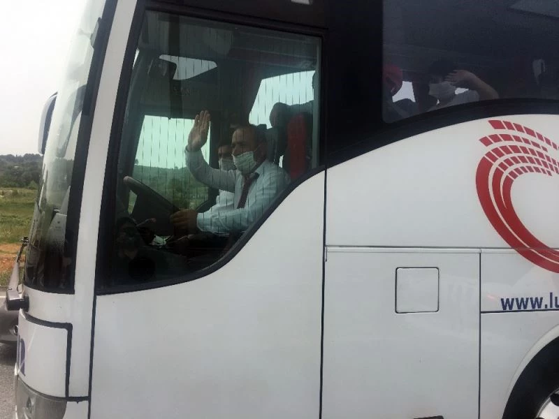İstanbul’daki Karadenizliler çay üretimi için yollara düştü
