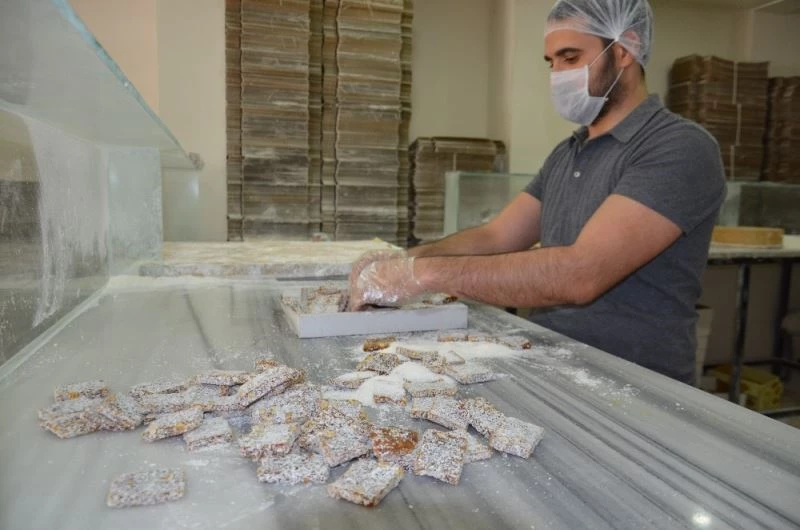 Kırıkhan havucu lezzete dönüşüyor
