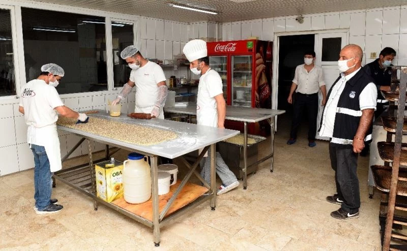 Tatlıcılara bayram denetimi
