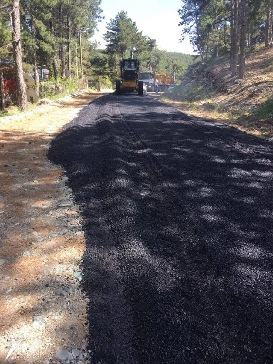 ZORKUN YAYLASINDA ASFALTLAMA ÇALIŞMALARI
