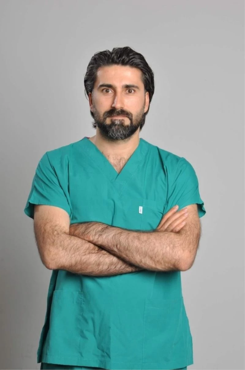 Doç. Dr. Recep Aktimur; “Mide botoksu obezite tedavisinde başarısızlığı kanıtlanmış bir yöntemdir”
