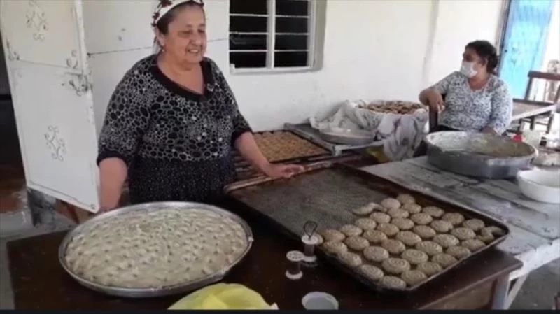 Geleneksel bayram kömbesi mesaisi başladı