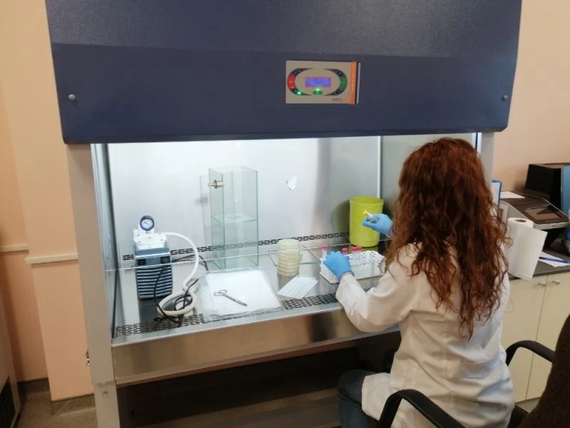 Düzce Üniversitesi maskelerin mikrobik özelliklerini test ediyor
