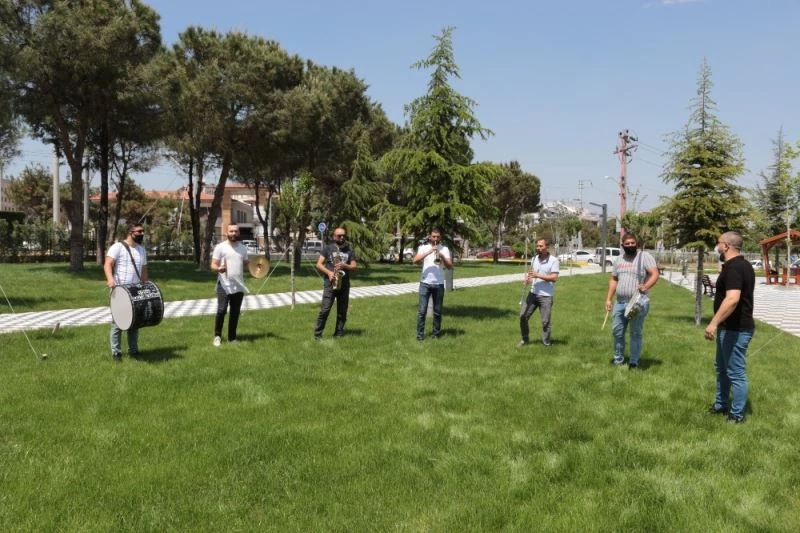 (Özel) Müzisyenler düğünleri dört gözle bekliyor
