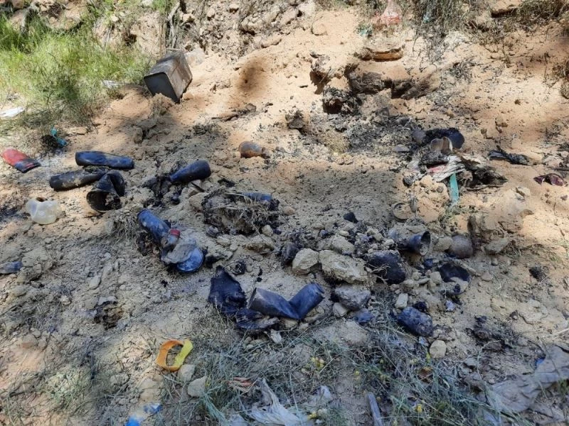 Yaktığı çöpün içindeki boş sinek ilacı ve çakmak gazı tüpleri yangına sebep oldu
