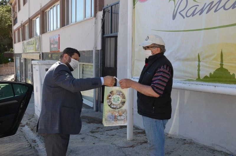 Demircili yaşlılara bayram hediyesi
