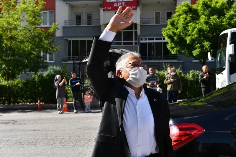 Büyükkılıç ’Mehter takımı’ ile vatandaşların bayramlarını kutladı
