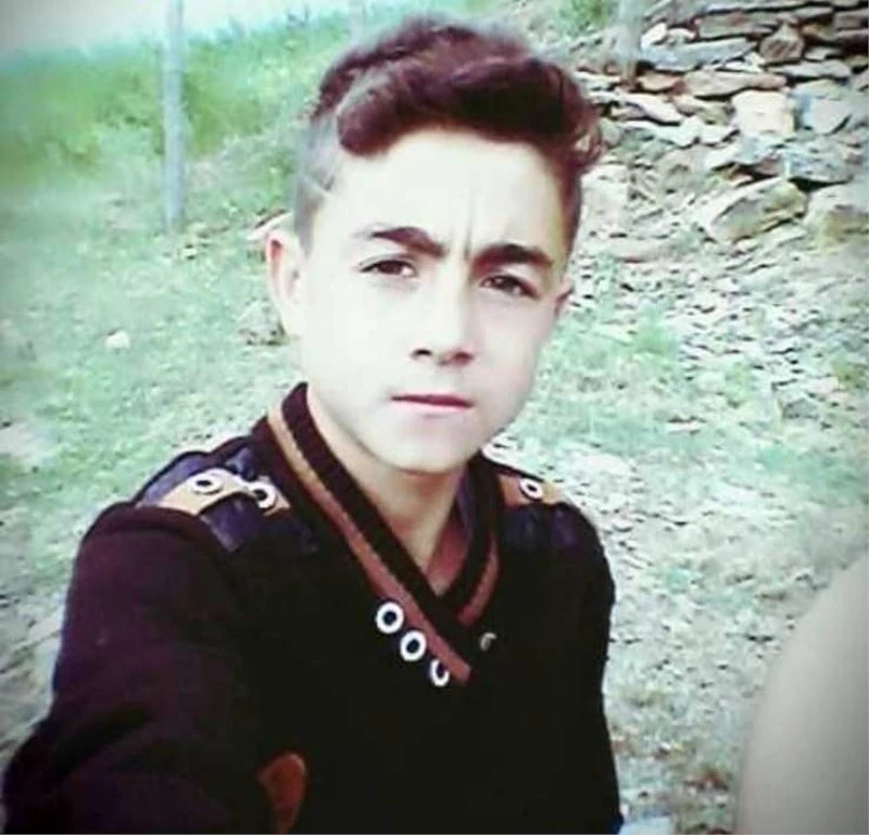 Motosiklet kazası kuzenleri ayırdı
