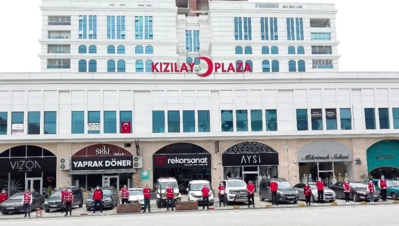 Türk Kızılay Bursa, sessiz bayramda umudun sesi oldu
