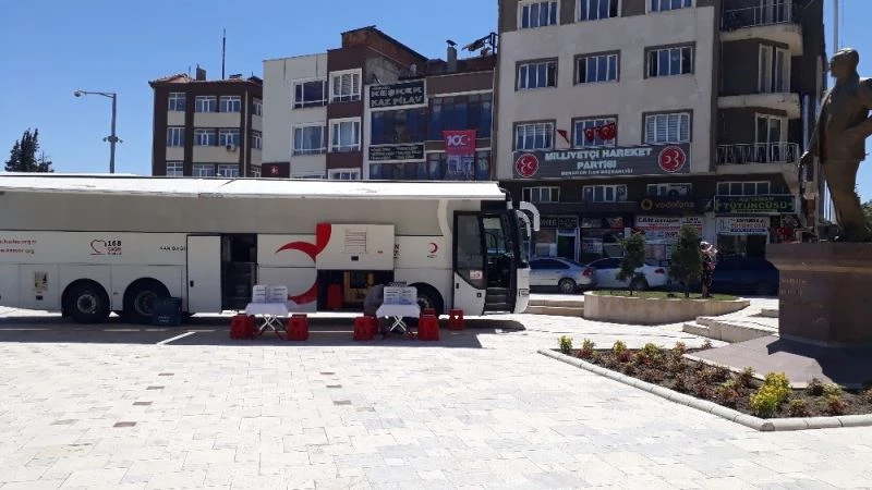 Kızılay, kan bağışlarını bekliyor
