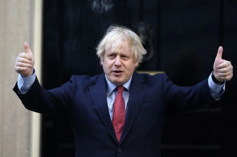 İngiltere’de 1 Haziran’dan itibaren 6 kişilik gruplar bir araya gelebilecek
