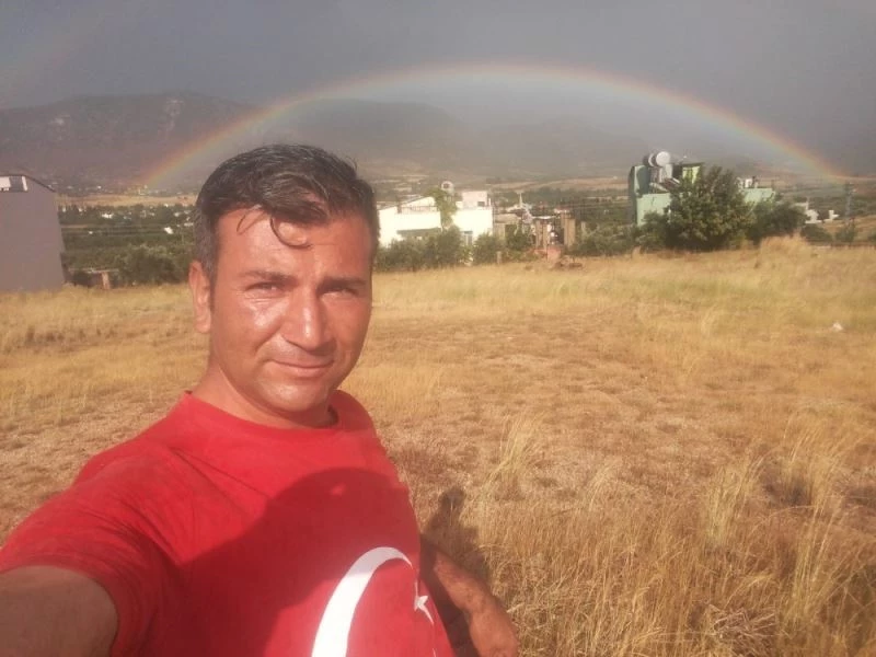 Yağmur sonrası oluşan gökkuşağını anlattı
