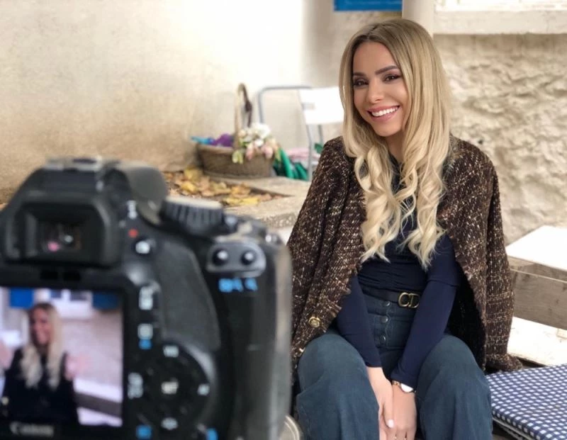 Simay Özyiğit, yeni kitabı için gün sayıyor
