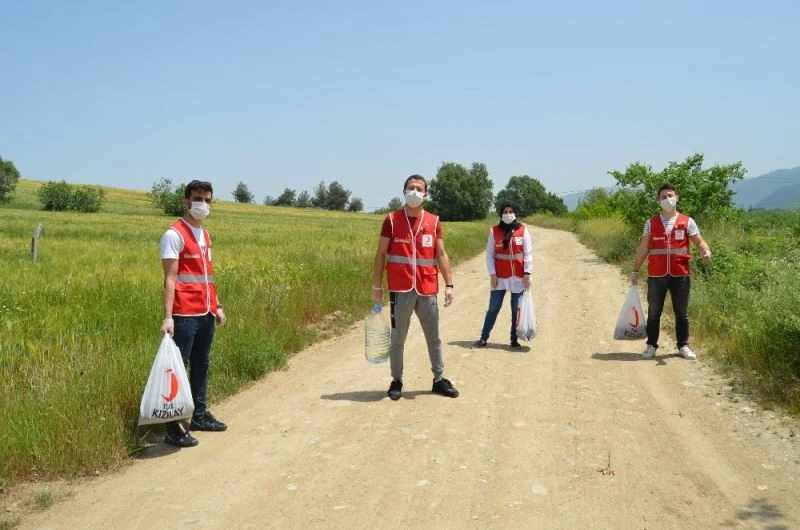 Kızılay can dostlarımızın da yanında
