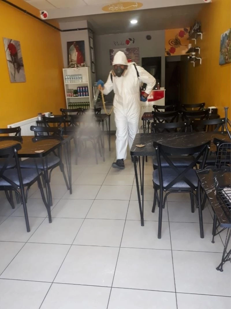 Gebze’de kafe ve lokantalar dezenfekte edildi
