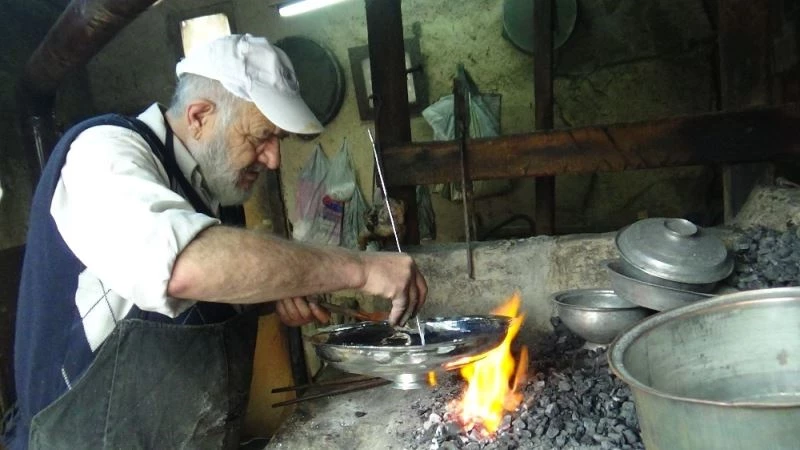 Kamil usta aylar sonra nihayet işinin başında
