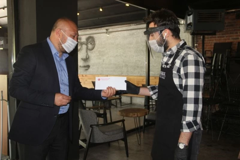 Esnafın ilk siftahı MHP’den
