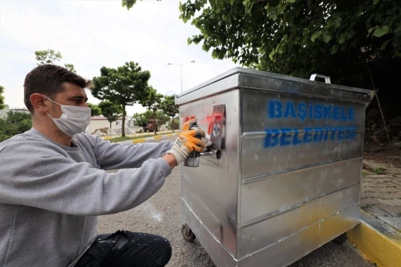 Başiskele’de çöp ve geri dönüşüm konteynerlerine bakım
