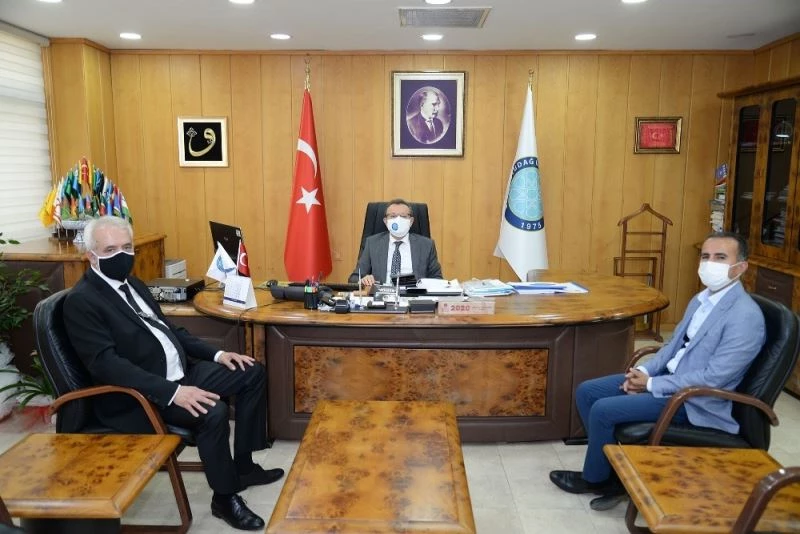 Virüsü önleyen bez maske üretimine BUÜ’den Ar-Ge desteği
