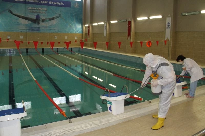 (ÖZEL) “Havuzlarda sosyal mesafe nasıl olacak” sorusu cevap buldu
