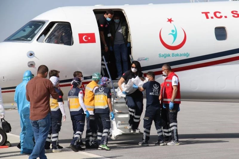 Yurda dönen siyam ikizleri Ankara Şehir Hastanesi’ne yerleştirildi
