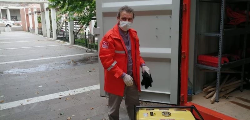 Tosya’da deprem acil yardım konteynırı kontrol edildi
