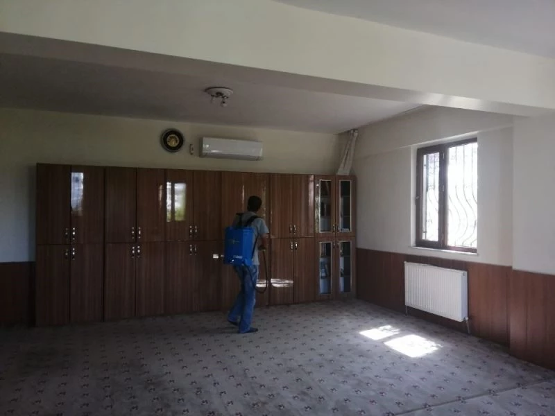 Bağlar Belediyesi, Kur’an kurslarını dezenfekte ederek steril hale getirdi
