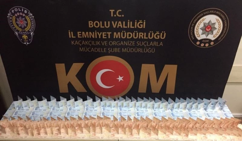 Bolu’da para bozdurma yöntemiyle piyasaya sahte para süren 3 kişi gözaltına alındı
