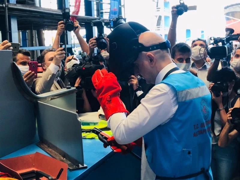 Bakan Karaismailoğlu: “Mavi vatanımız sürekli kontrolümüz altında”
