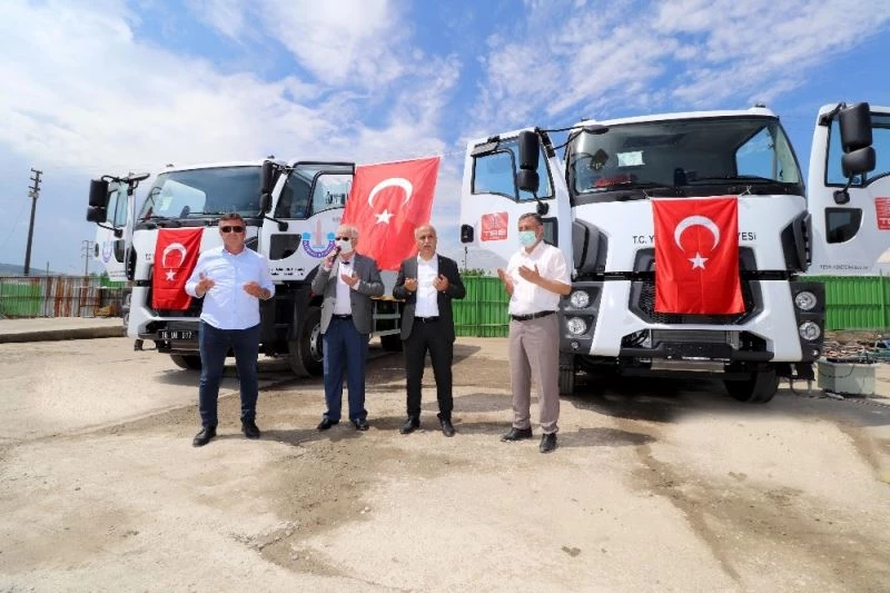 Yenişehir Belediyesine hibe edilen çöp kamyonlari hizmete başladi
