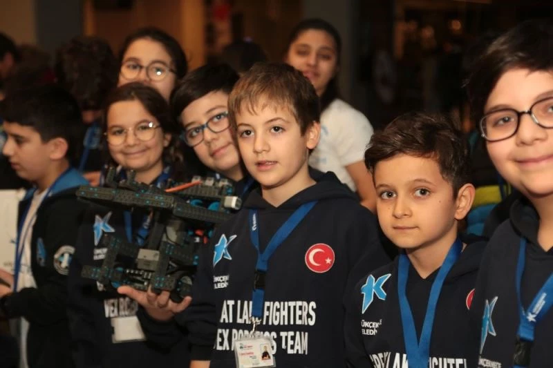 Küçükçekmece’den Amerika’ya uzanan bir başarı öyküsü: ‘Great Lake Fighter’
