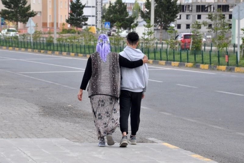 Kars’ta 6 gündür kayıptı, polis 10 dakika buldu
