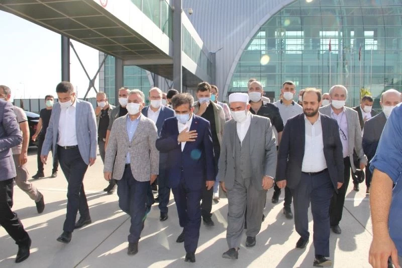 Mülkiye başmüfettişliğine atanan Vali Güzeloğlu Diyarbakır’dan ayrıldı
