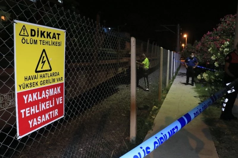 Yük treninin çarptığı şahıs hayatını kaybetti
