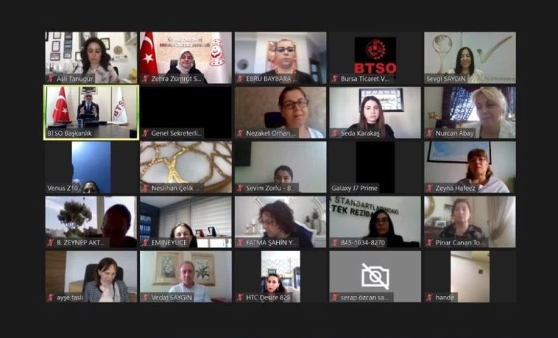 Bakan Selçuk kadın girişimcilerle bir araya geldi
