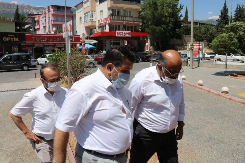 FETÖ sanığı tanığı darp etti
