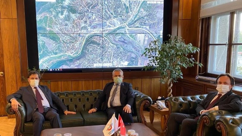 AK Partili vekiller, TCDD Genel Müdürü Uygun ile istişarelerde bulundu
