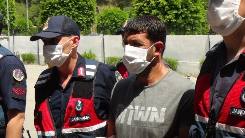 Katil zanlısı 18 yıl kaçtı, ehliyet değiştirmek isteyince yakalandı
