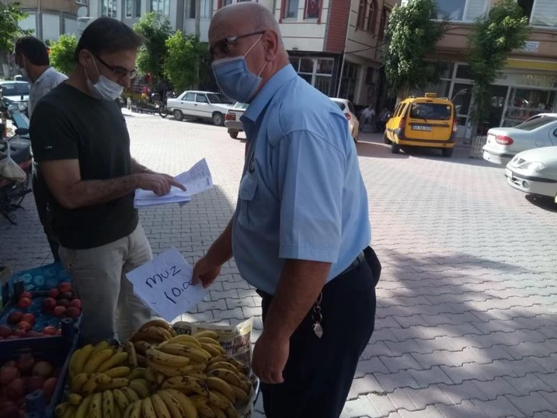 Emet’te manavlar denetlendi
