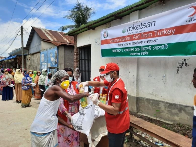 Türk Kızılay’dan bin Bangladeşli aileye yardım
