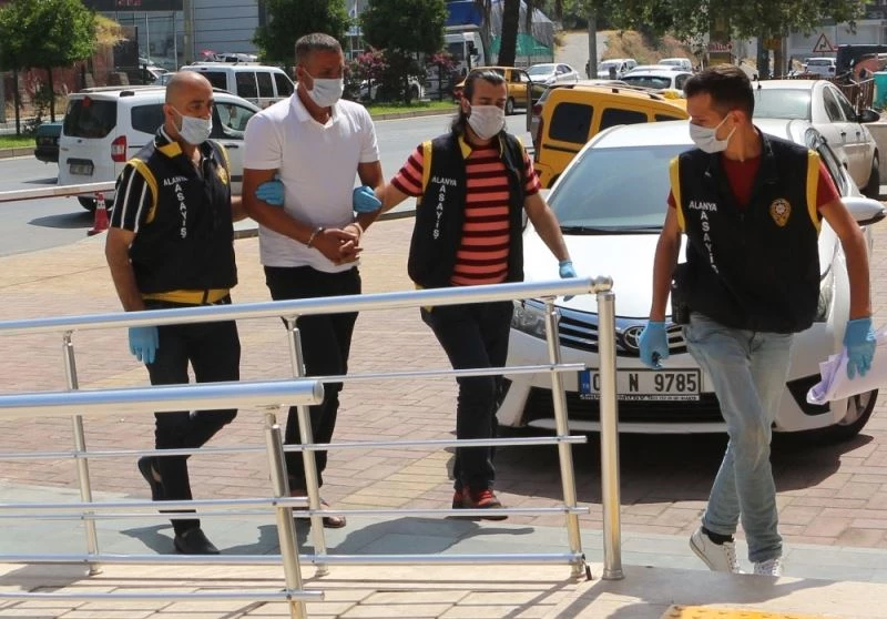 Yumruklu kavgada fenalaşıp hayatını kaybetti
