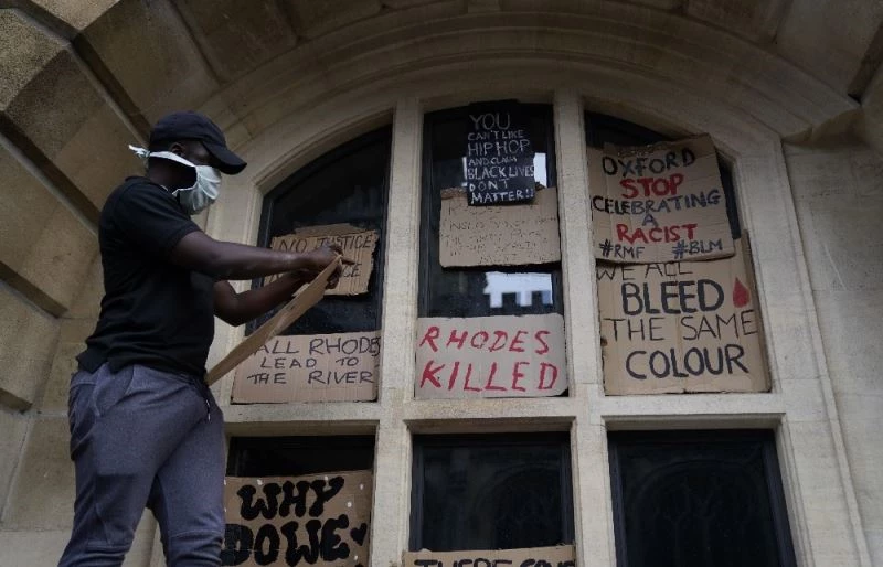 Oxford’da Oriel Koleji, Cecil Rhodes heykelinin kaldırılması için harekete geçti

