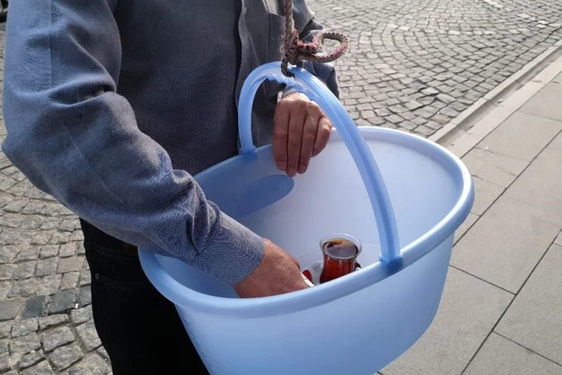 Bu da sepette çay servisi

