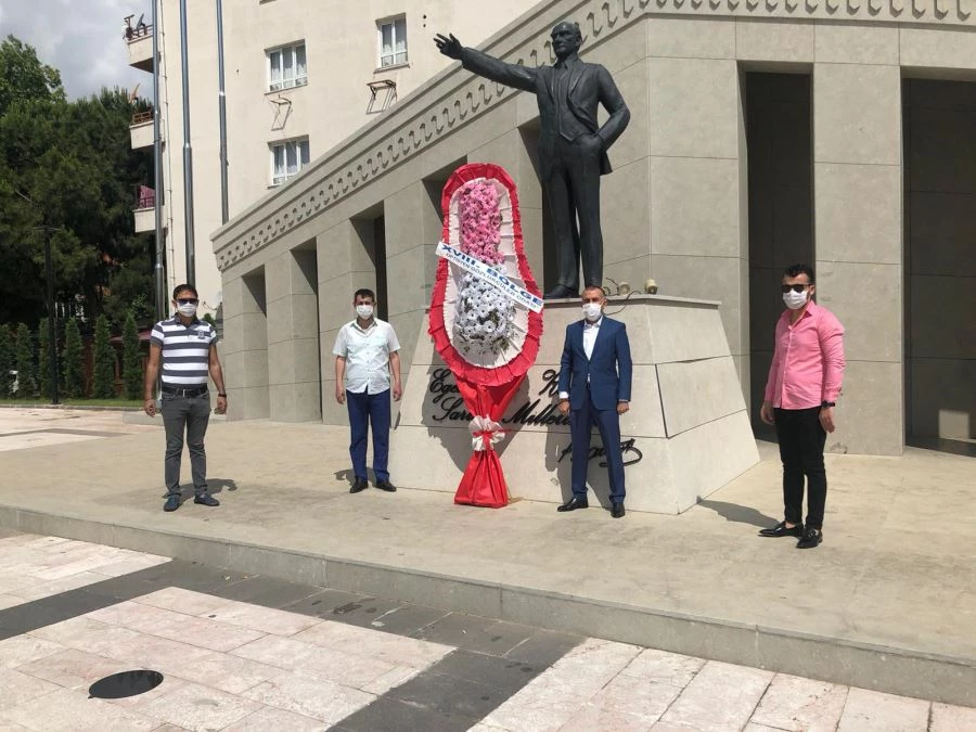 KIZILDAĞ VE YÖNETİMİ OPTİSYENLER VE GÖZLÜKÇÜLER GÜNÜ’NÜ KUTLADI