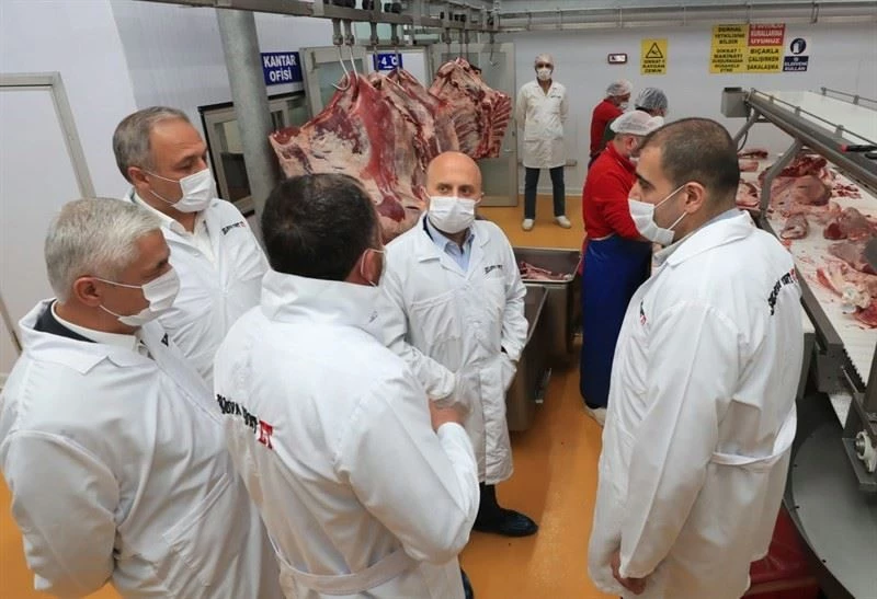 Vali Varol’dan Suluova’daki fabrikalarda inceleme
