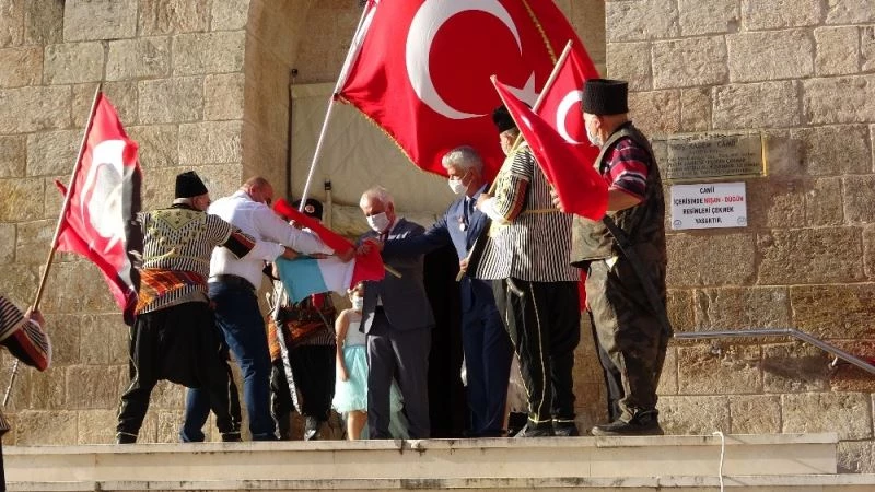 Kozan’ın kurtuluşuna buruk kutlama
