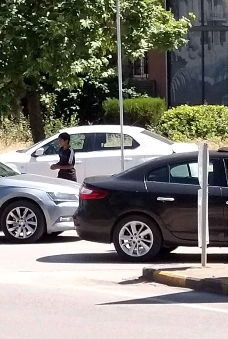 Dilenen ve çalıştırılan çocukların ailelerine çifte ceza
