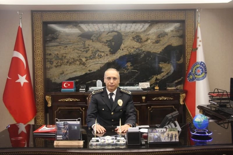 İl Emniyet Müdürü Kaya, öğrencilerin mağduriyet yaşamaması için polisleri telsizden uyardı
