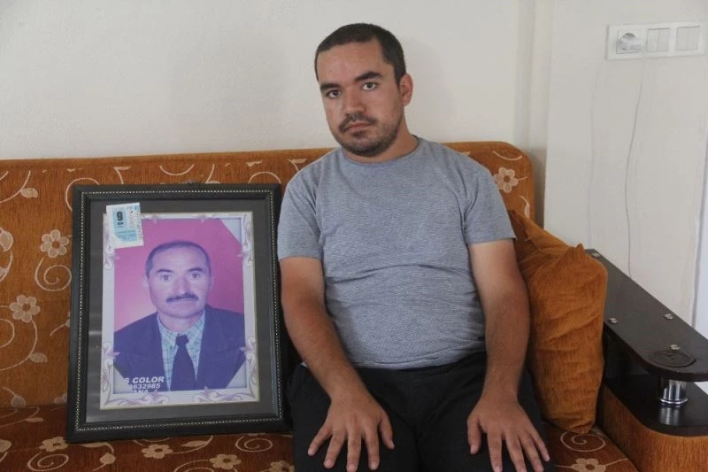 13 yıldır babalar gününün gelmesini istemiyor
